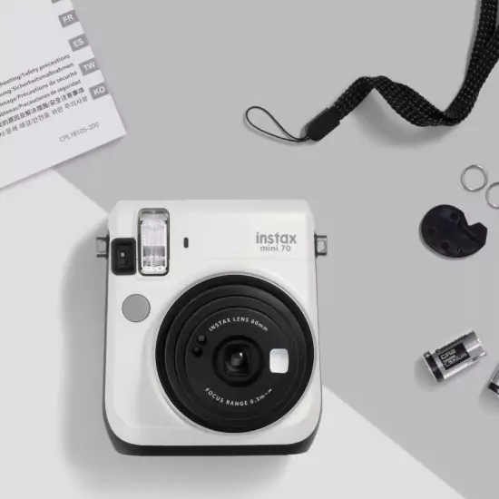 Instantní bílý fotoaparát Mini 70