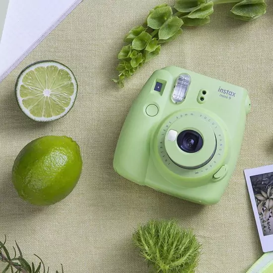 Instantní světle zelený fotoaparát Mini 9