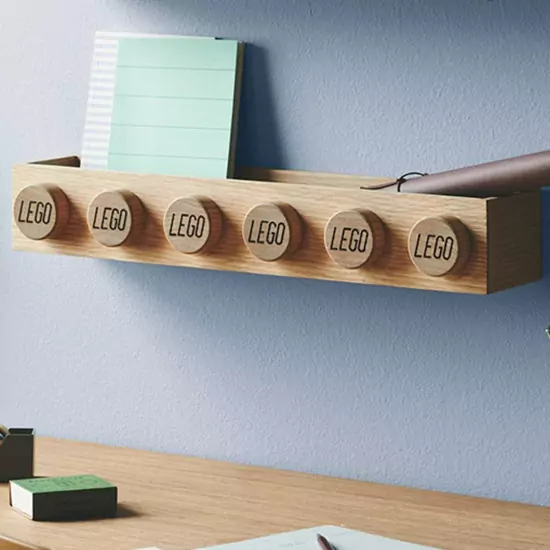 LEGO dřevěný stojan na knihy