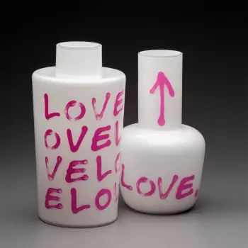 Unnamed Vase with Pink LOVE – White