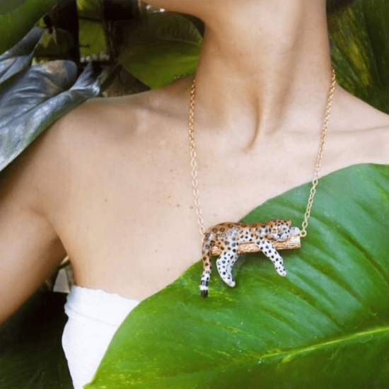 Zlatý náhrdelník Leopard na větvi