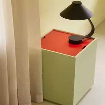 Odkládací stolek s úložným prostorem Vault