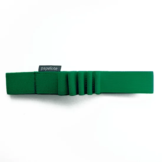 Gumička na tužky A5 – tmavě zelená