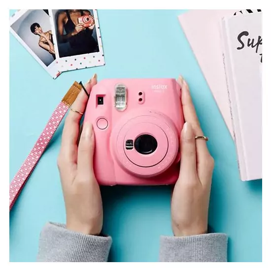 Instantní růžový fotoaparát Mini 9