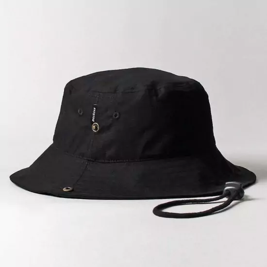 Černý klobúk Manhasset Bucket Hat