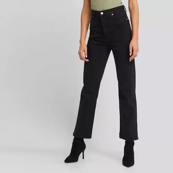 Černé džíny s vysokým pasem