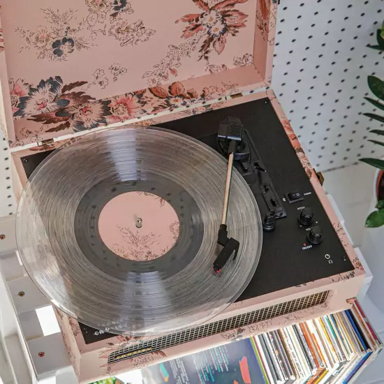 Gramofon Crosley Voyager – Floral