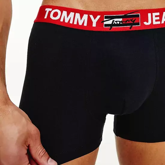 Černé boxerky Trunk Tommy Jeans